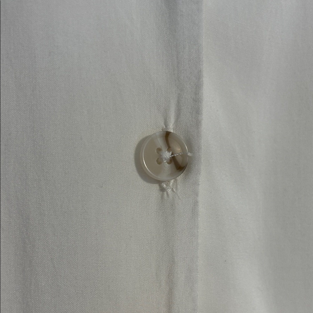 URBAN OUTFITTERS Size Medium White Short Sleeve Button Down Shirt Minimalist - Picture 7 of 7